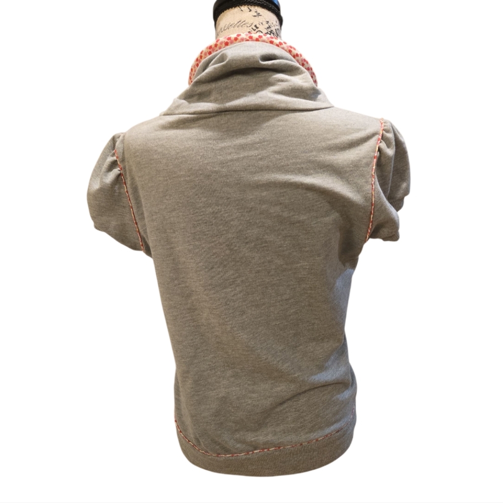 Vintage Gray and Pink Puff Sleeve Cap Sweatshirt - Picture 5 of 8